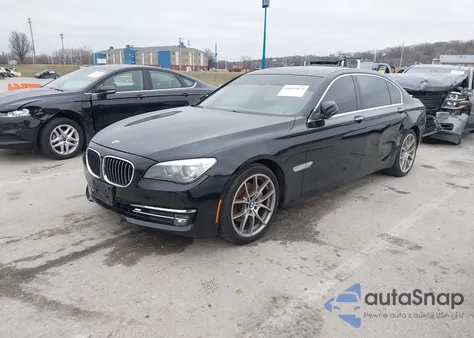 2015 BMW 740Li xDrive z USA, uszkodzony, nr VIN WBAYF4C54FD874107